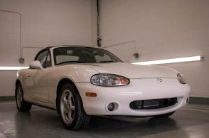Mazda MX-5 Miata 2000 года  (NA)